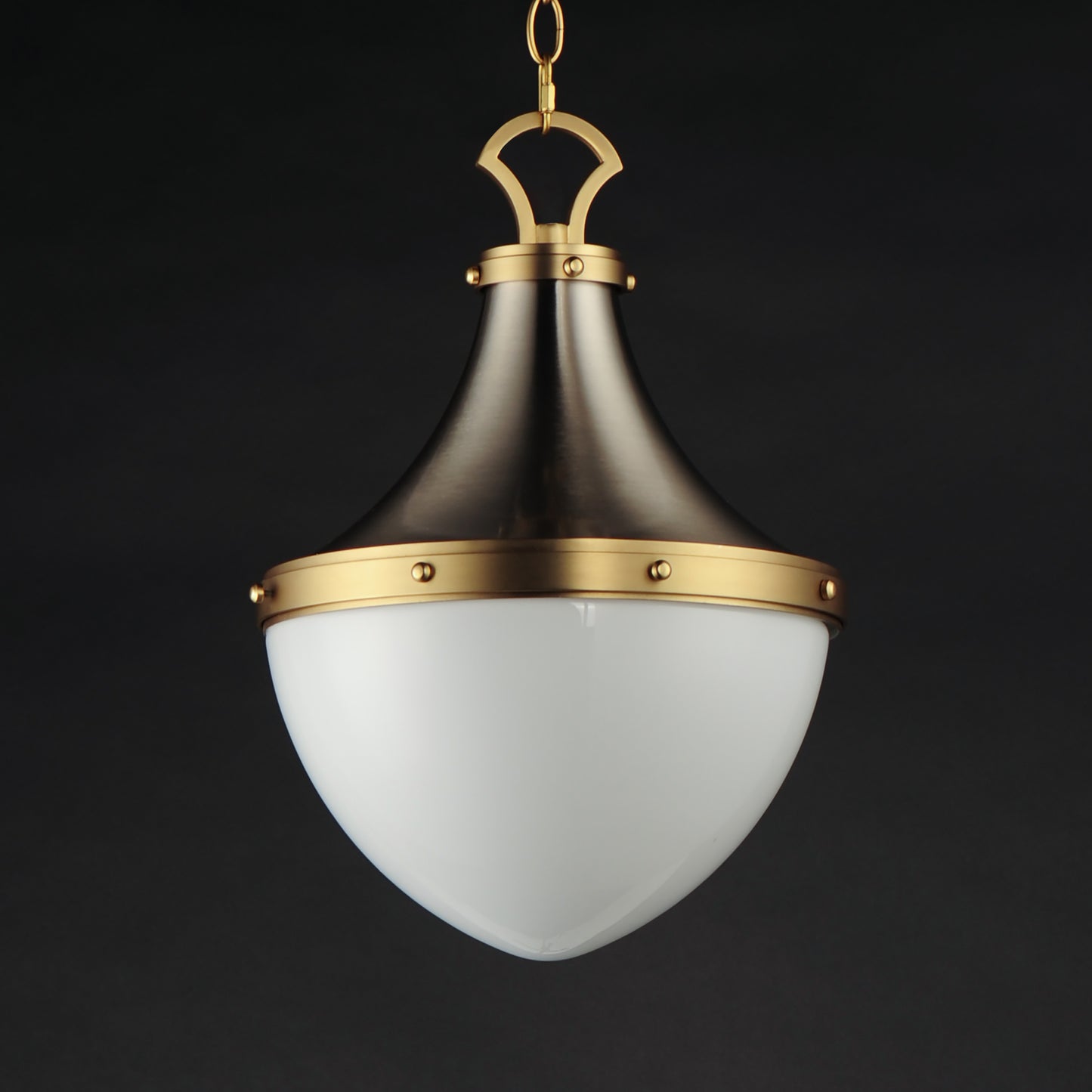 CONRAD PENDANT