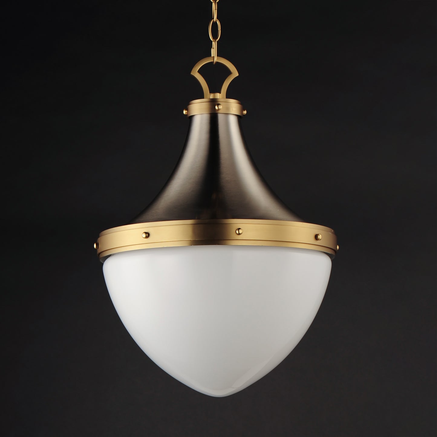 CONRAD PENDANT