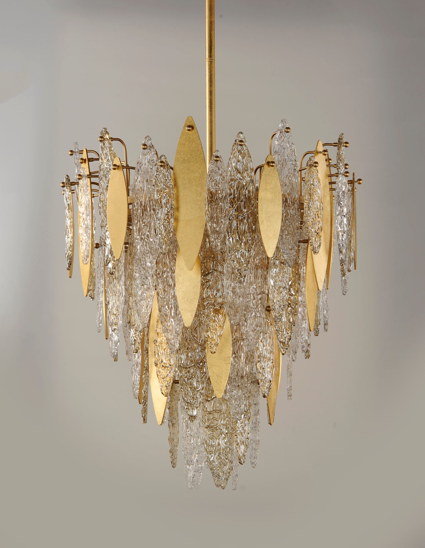 MAJESTIC PENDANT