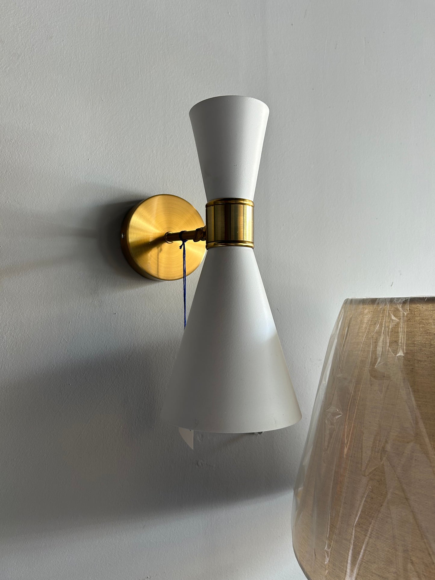 CONE WALL LAMP