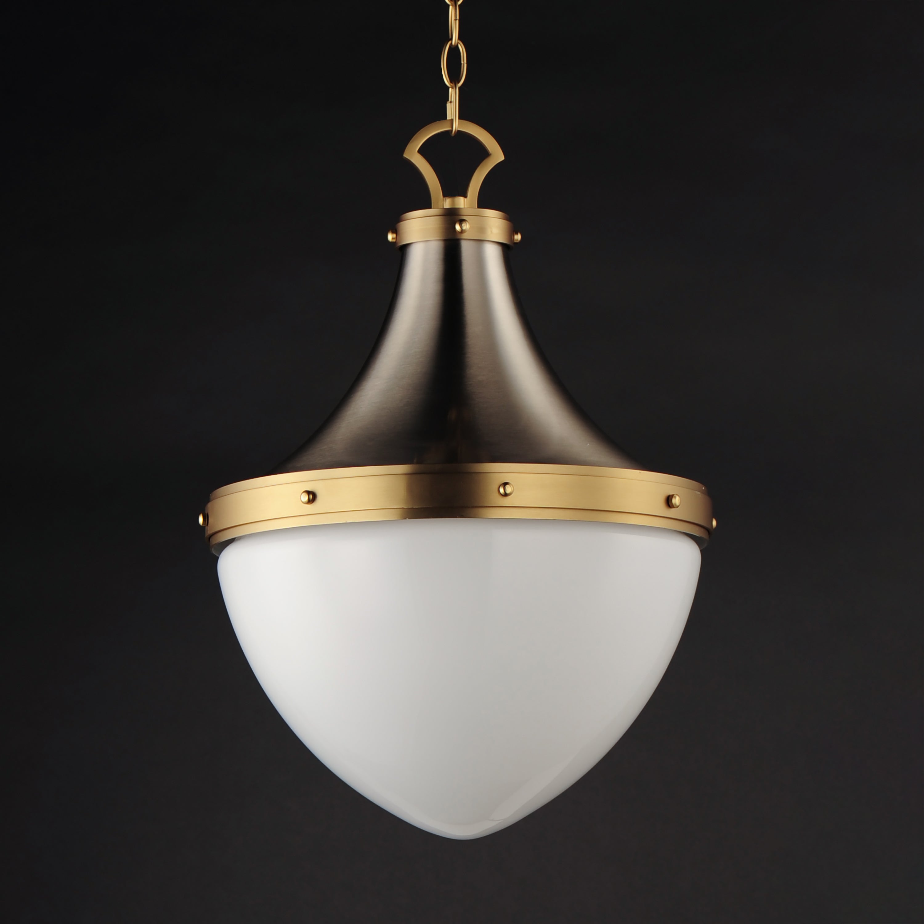 CONRAD PENDANT