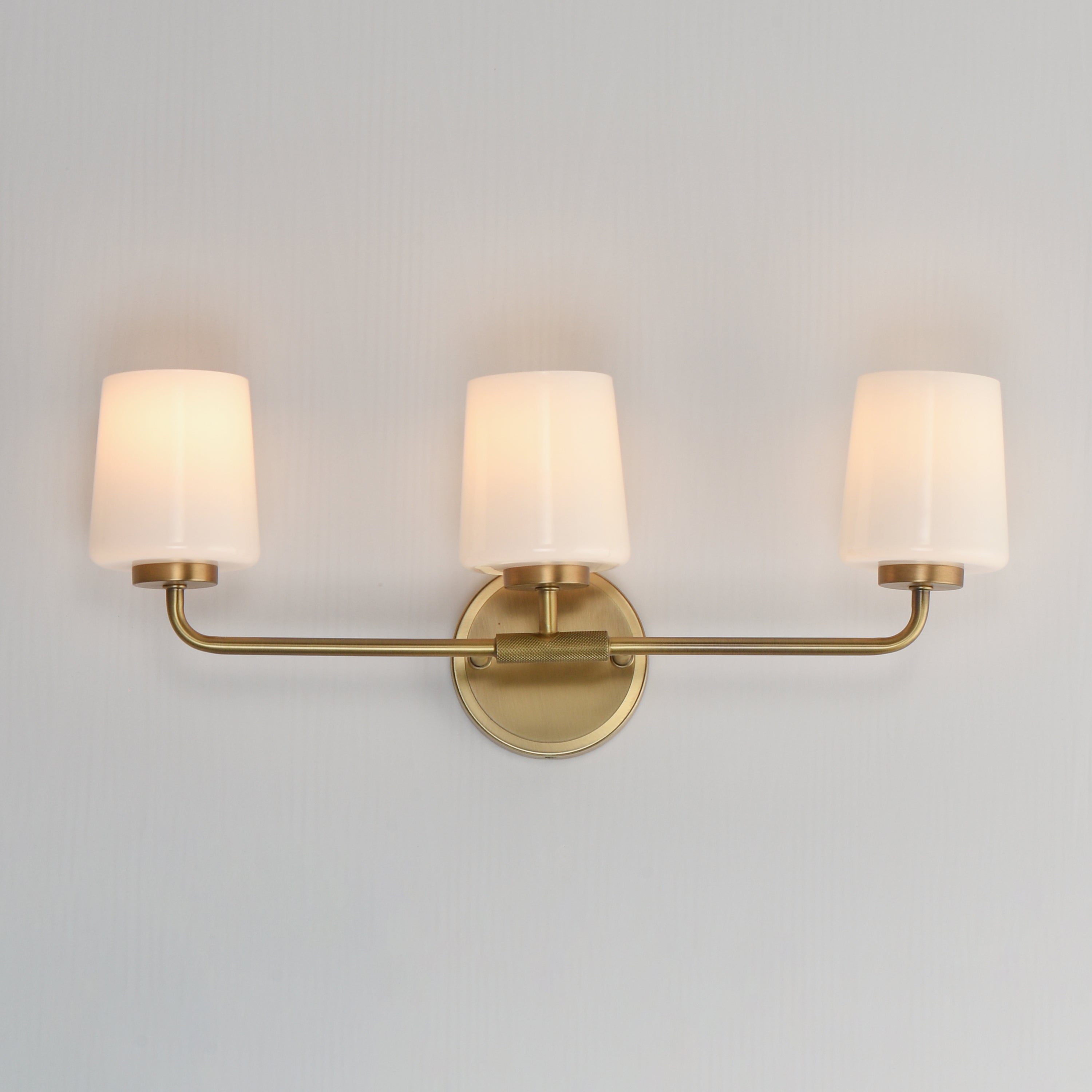 DURHAM 3 LIGHT VANITY