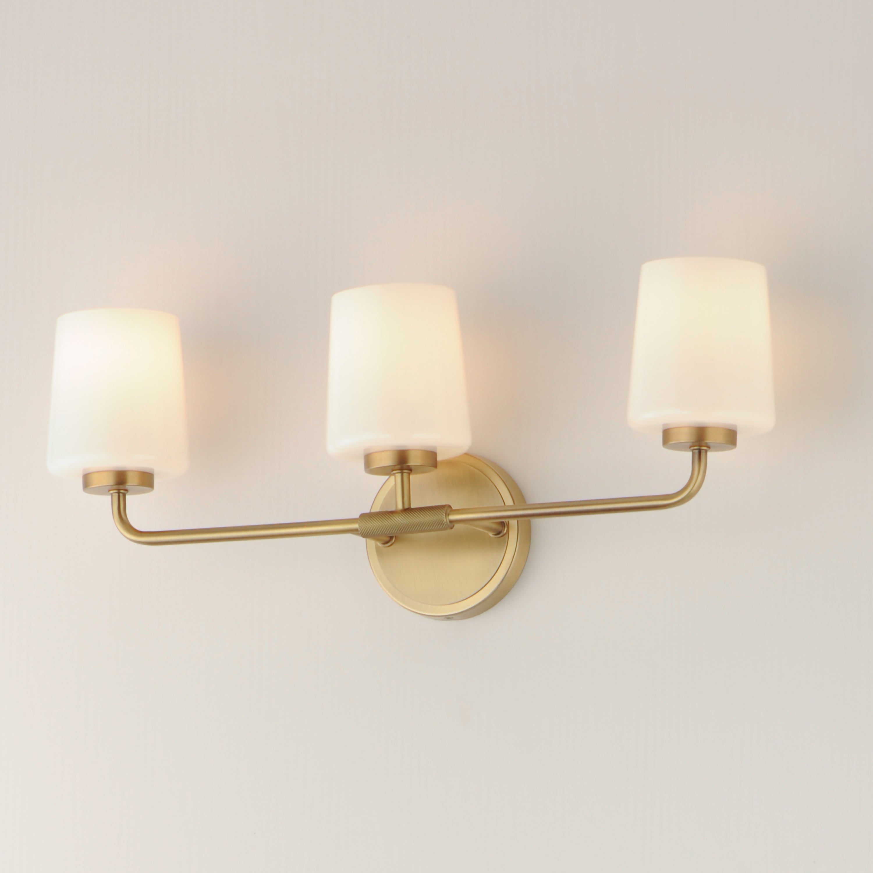 DURHAM 3 LIGHT VANITY