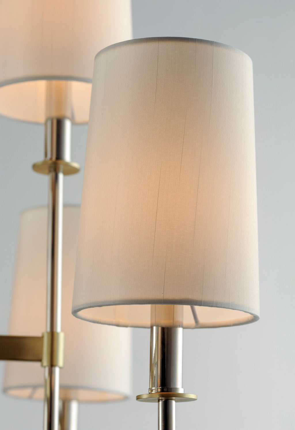 UPTOWN 8 LIGHT CHANDELIER