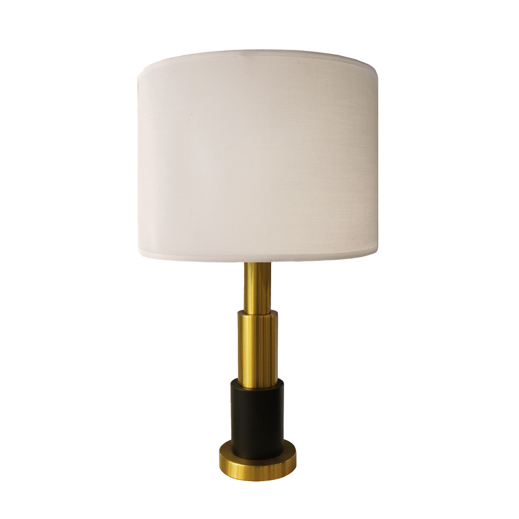 FAYE TABLE