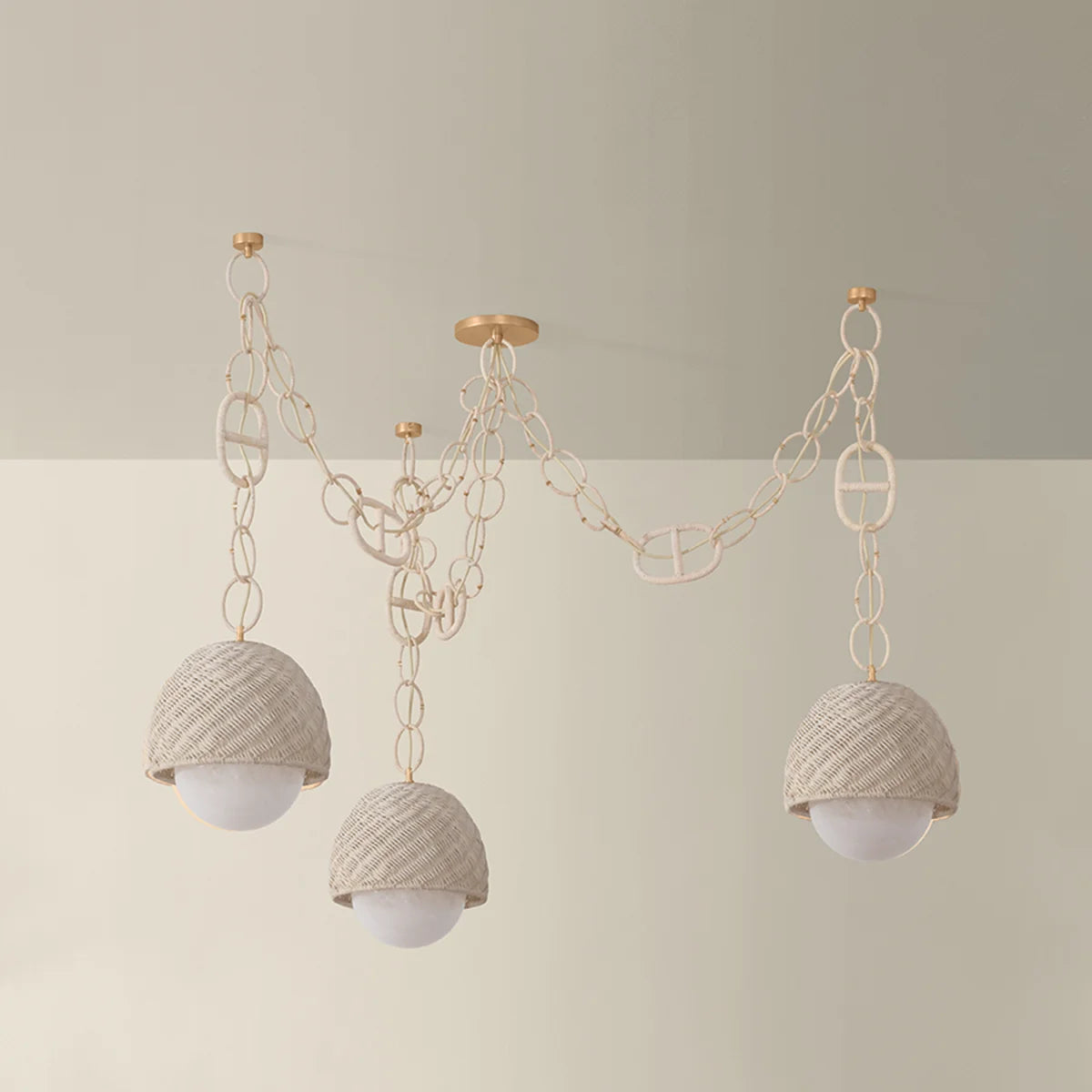 PIASU CHANDELIER