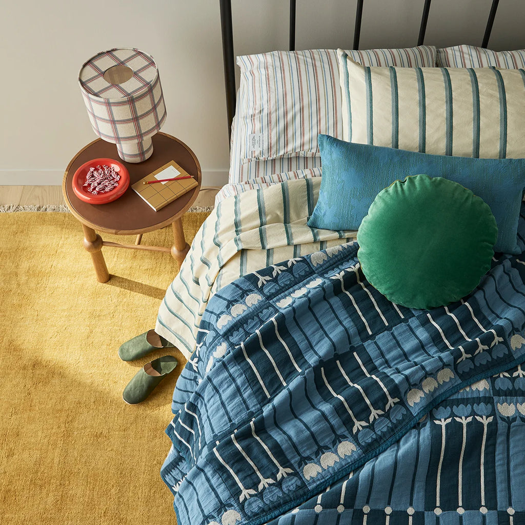 ABIGAIL TABLE LAMP