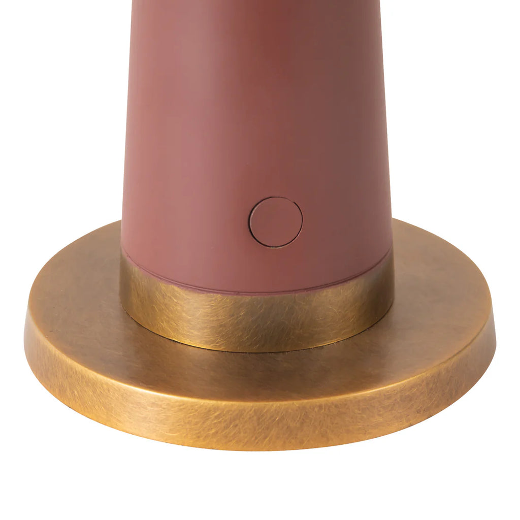 CLEMENCE TABLE