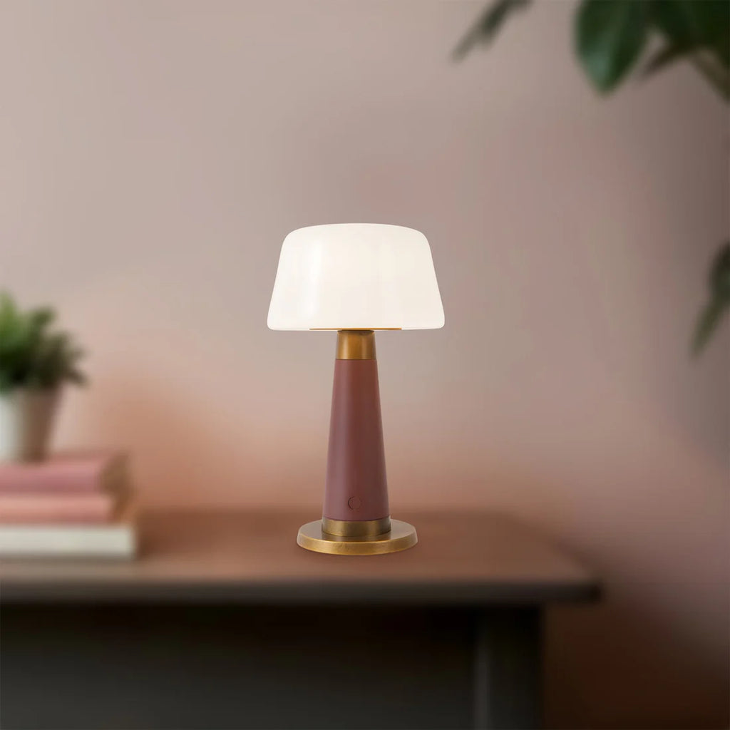 CLEMENCE TABLE