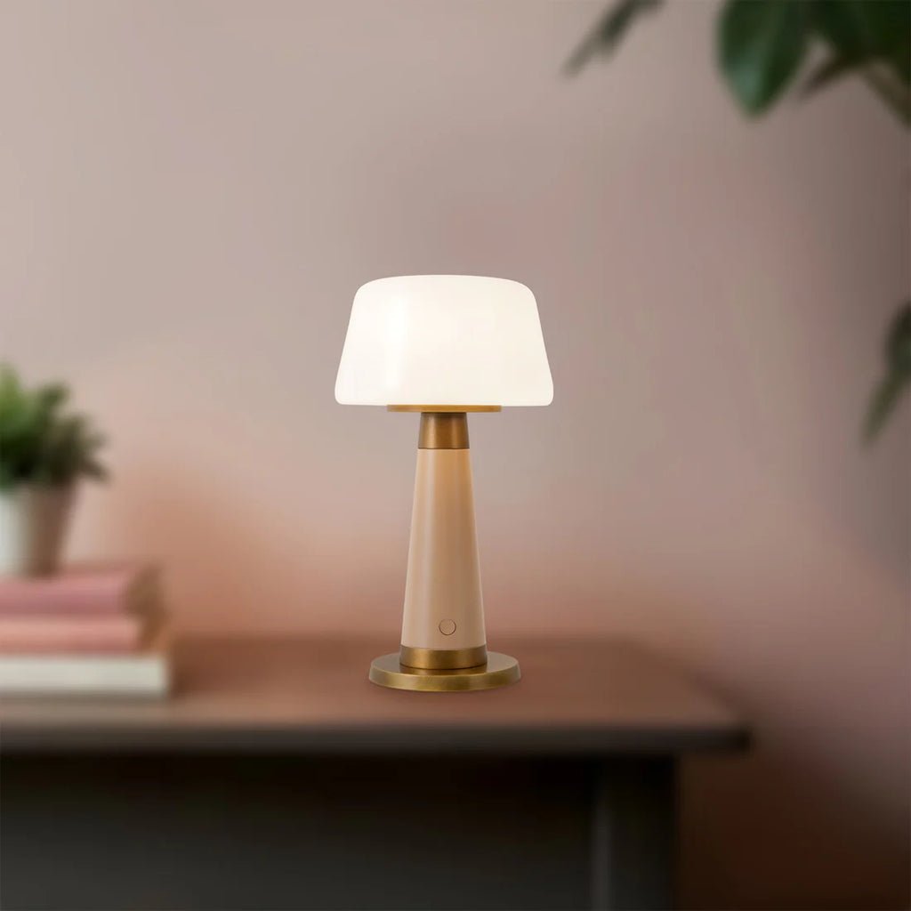 CLEMENCE TABLE