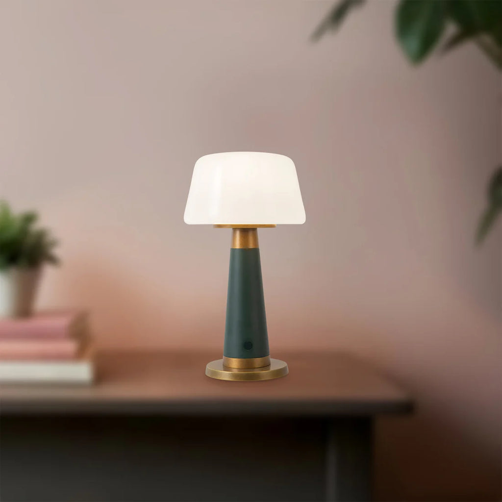 CLEMENCE TABLE