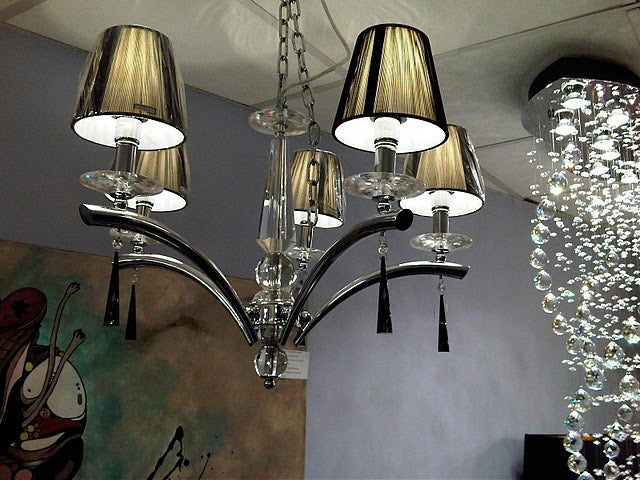 LUX CHANDELIER