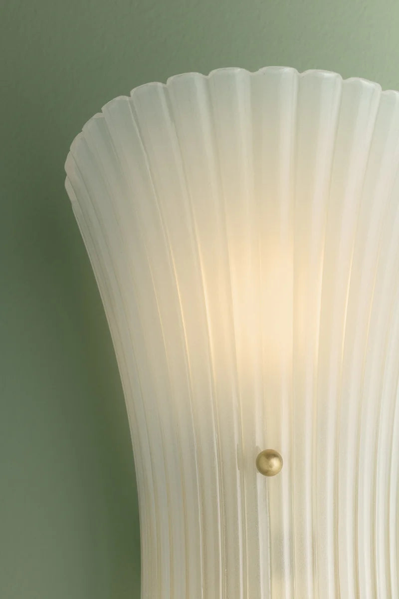 ESMAE WALL