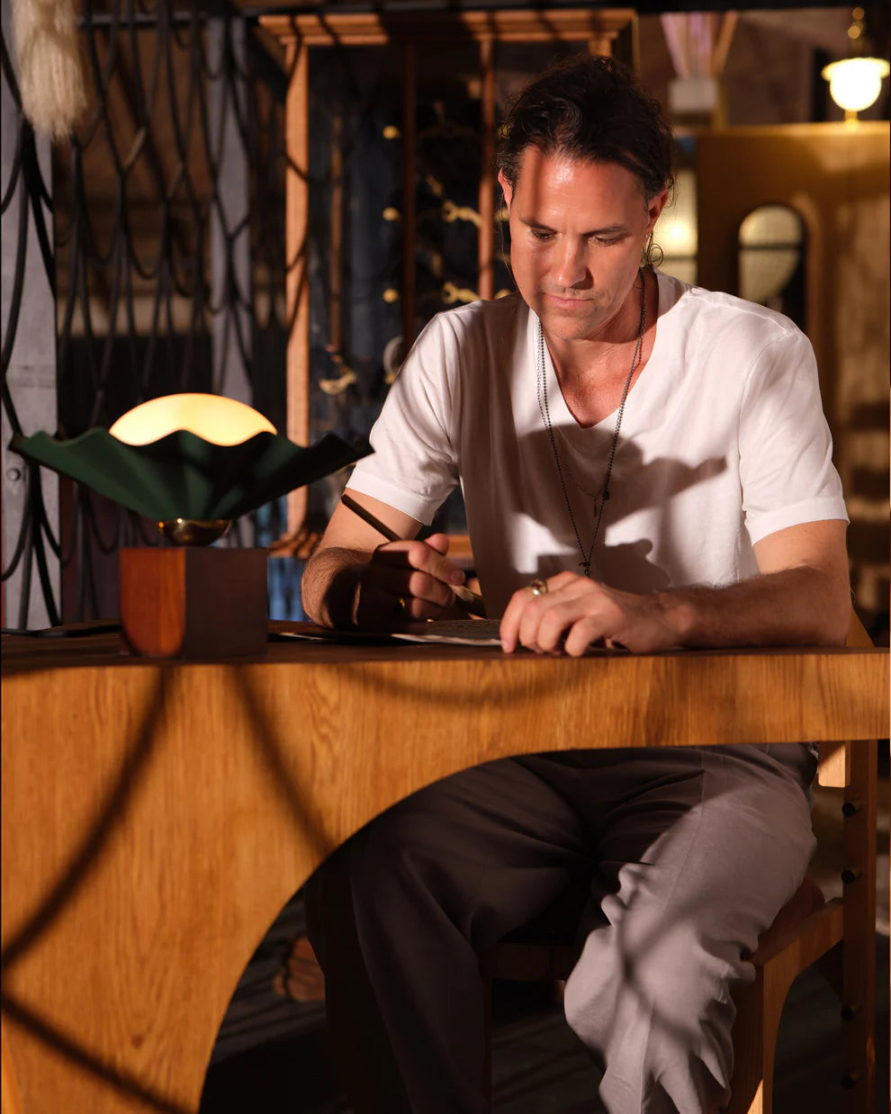 FURROW TABLE