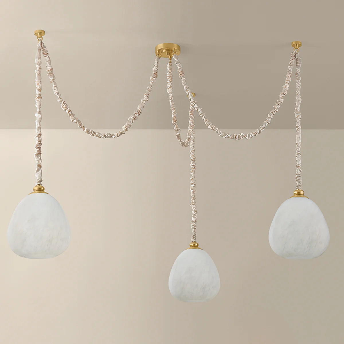 REMI CHANDELIER