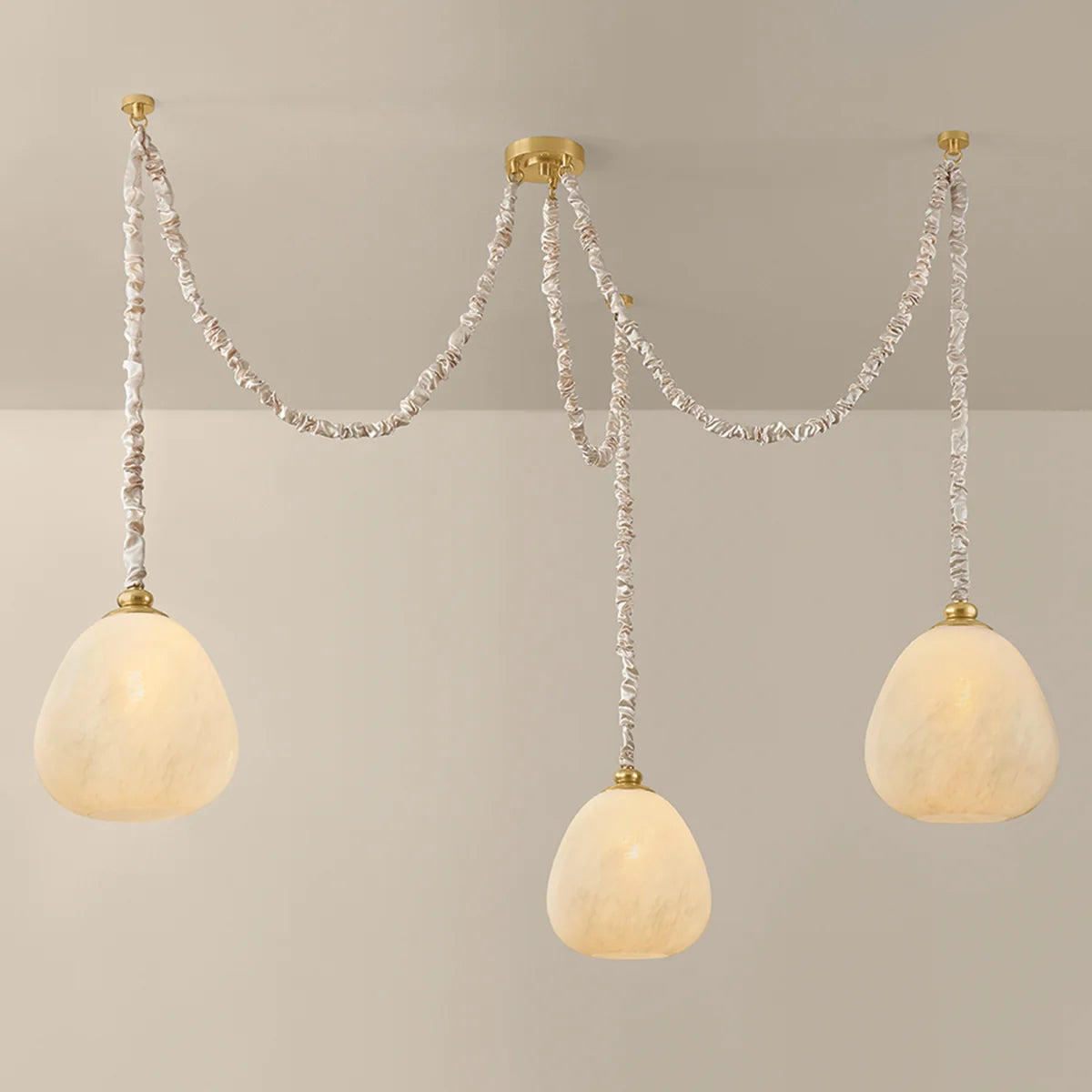 REMI CHANDELIER