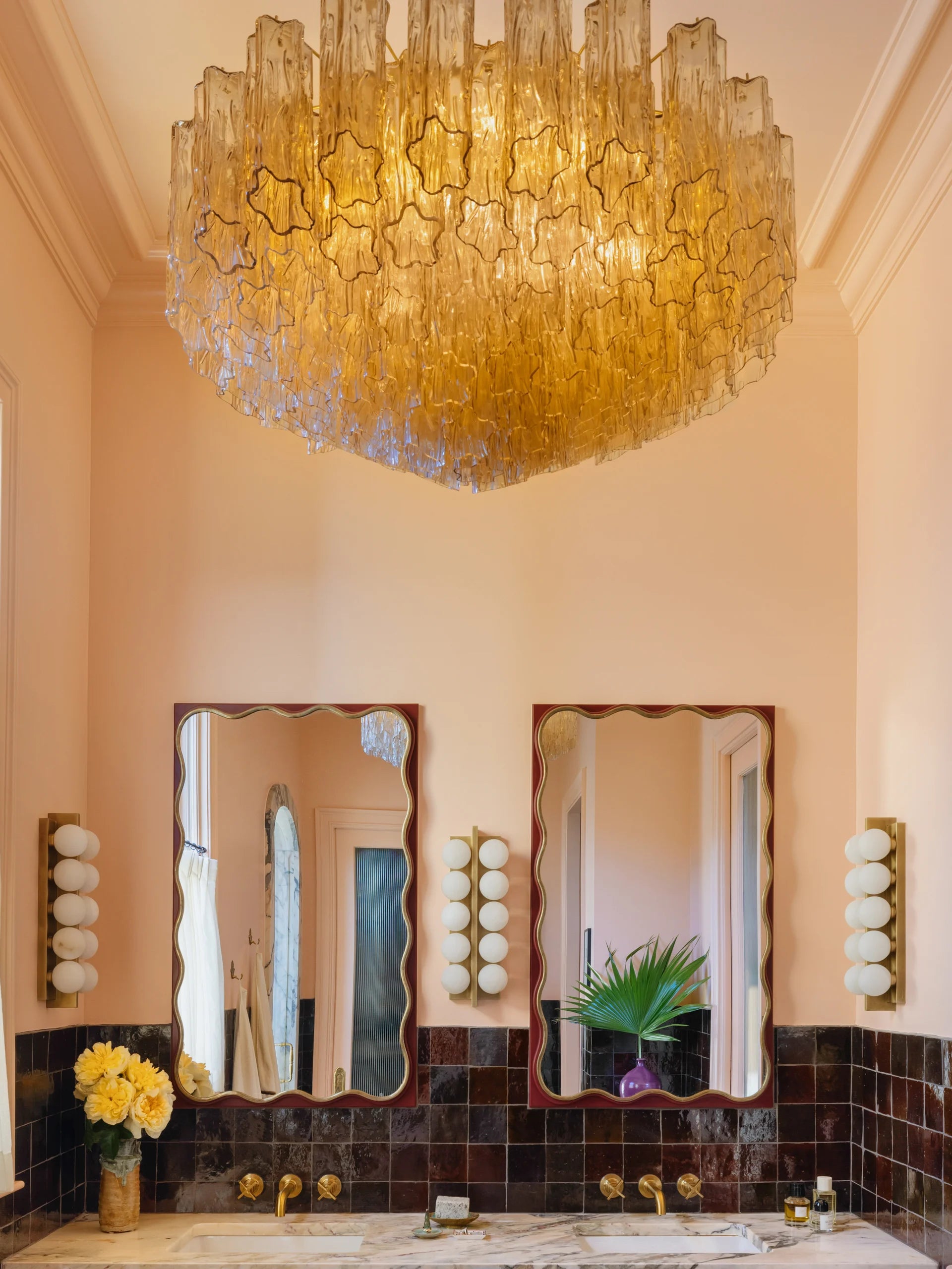 WATERTOWN CHANDELIER
