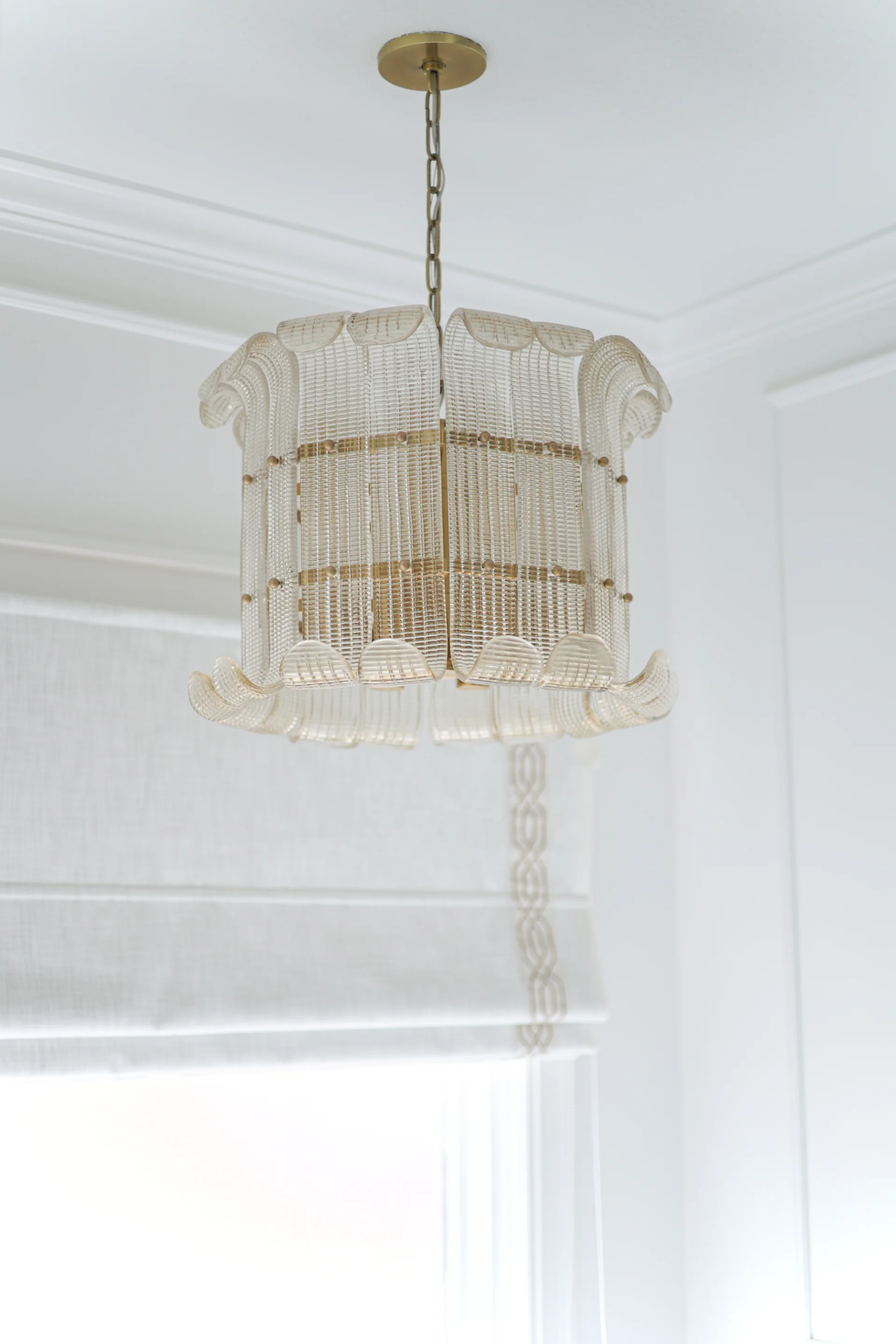 Detalle del candil Brasher instalado en interior